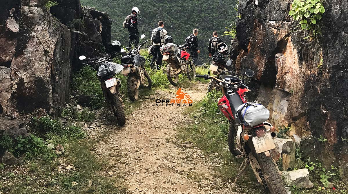 Hidden Vietnam Motorbike Tours - Sapa, Scenic Ha Giang & Northeast trail road motorcycle tours in 9 days.